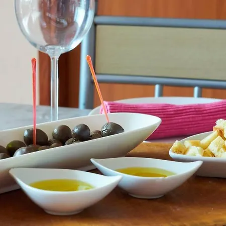 Holiday House Zugan Kaštelir