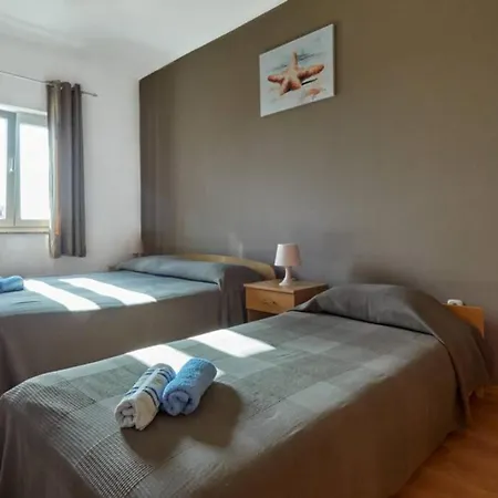 בית נופש Holiday House Zugan