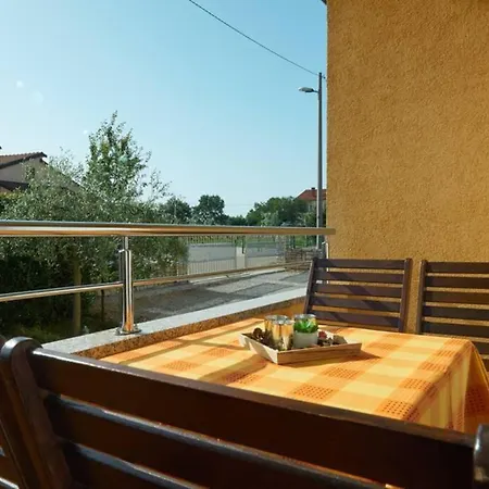 Holiday House Zugan *